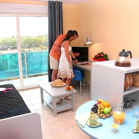 Grand Bleu Vacances - L'oliveraie - Montpellier Sud Hotel apartamentowy *